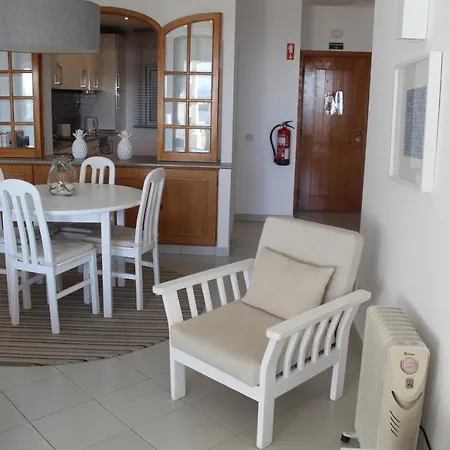 Апартаменты Luxury Vila Gaivota With Amazing Terrace