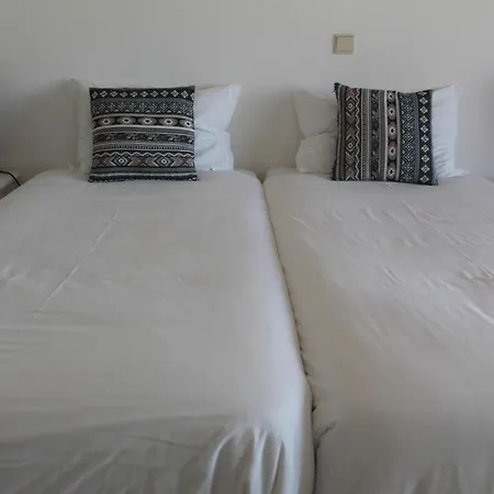 Апартаменты Luxury Vila Gaivota With Amazing Terrace *